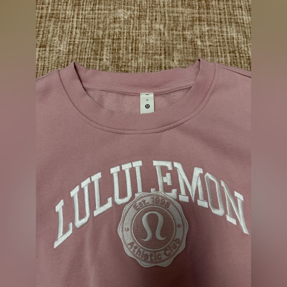 LULULEMON GRAPHIC CREWNECK SWEATER - Picture 3 of 3